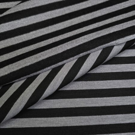 Triibuline puuvillatrikotaaž "Must"